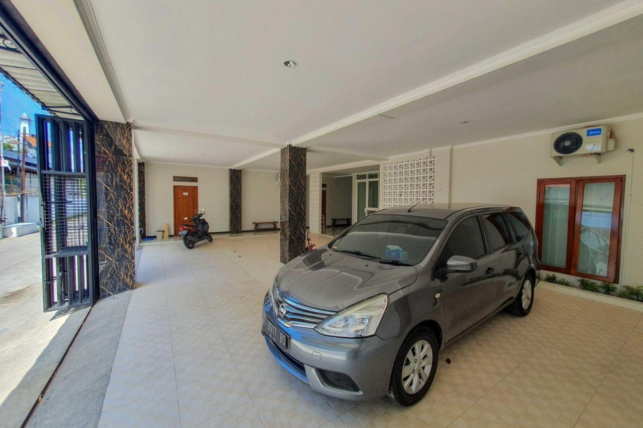 Reddoorz Syariah Near Solo Paragon Mall 2 Bonorejo Exterior photo